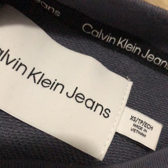 Like New Calvin Klein Sz XS Cropped Sweatshirt-Gray/Blue-Cotton Blend - Picture 11 of 13
